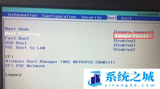 把Boot Priority设置成Legacy First