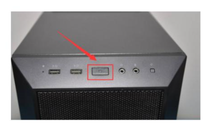 台式电脑电源灯一闪一闪开不了机怎么办？